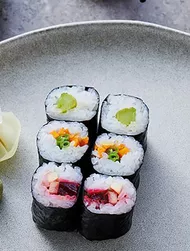 Vegetaarinen maki-sushi – kolme tapaa