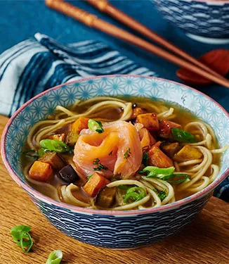 Savulohiramen bataatin ja munakoison kera