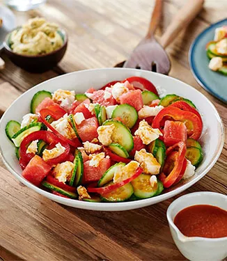 Kurkku- ja melonisalaatti